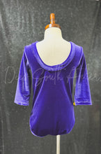 Load image into Gallery viewer, 5T RTS 3/4 Sleeve Velvet Leo