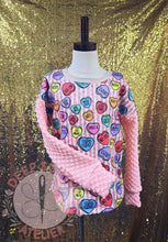 Load image into Gallery viewer, 6Y Valentines Ewww Dolman RTS